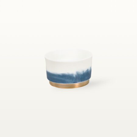 Blaue Mini-Schalen mit Goldelementen