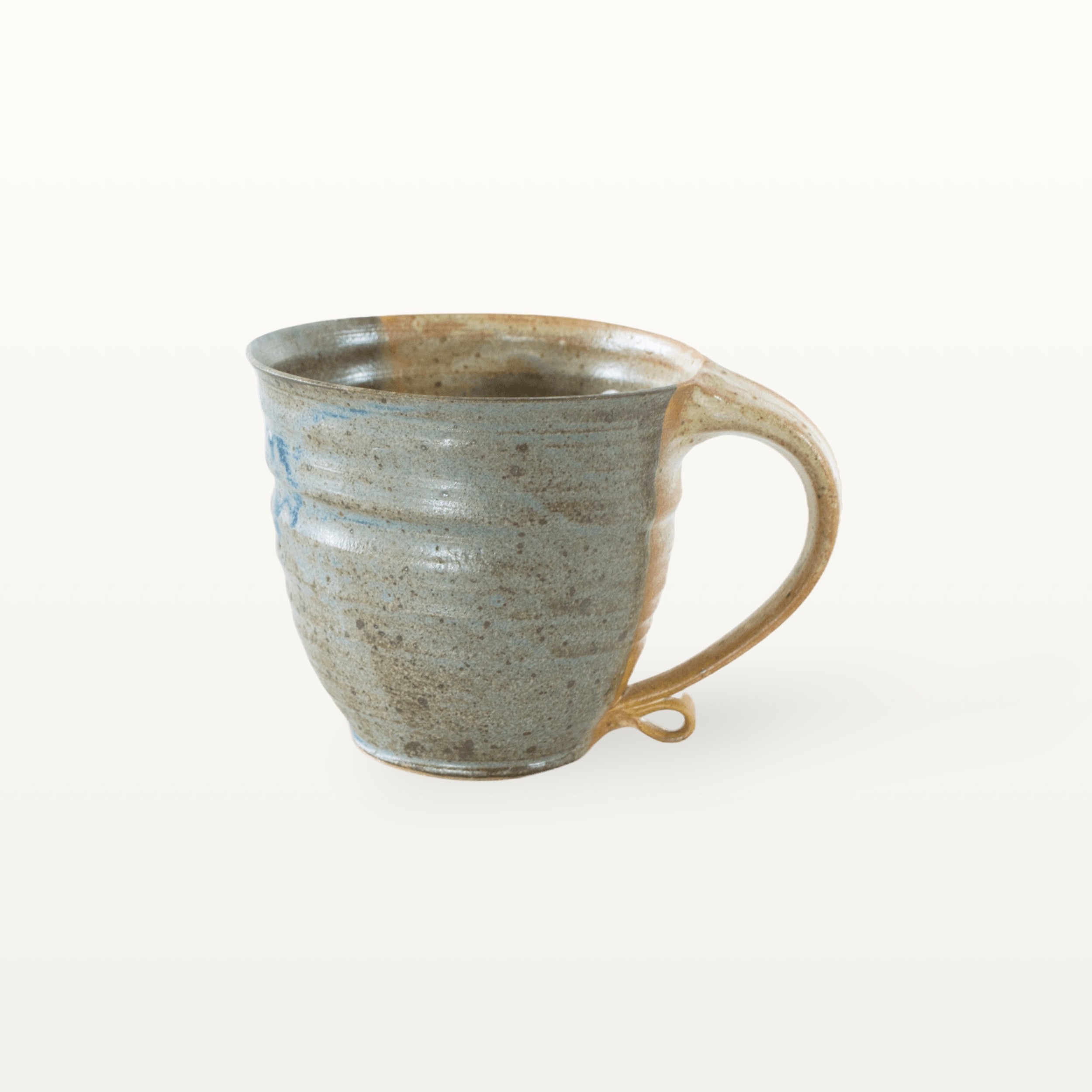 Große bauchige Tasse mit schmalem Fuß - weiß und blau 1 Große bauchige Tasse mit schmalem Fuß - weiß und blau