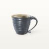 Große bauchige Tasse mit schmalem Fuß - weiß und schwarz 10