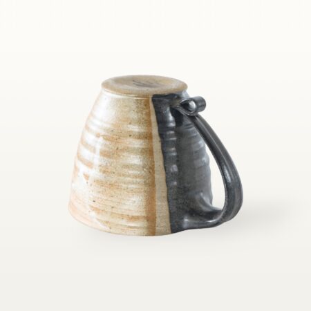 Große bauchige Tasse mit schmalem Fuß - weiß und schwarz 7 Große bauchige Tasse mit schmalem Fuß - weiß und schwarz – Bild 3