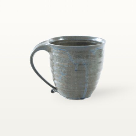 Alternative view of Große bauchige Tasse mit schmalem Fuß - blau