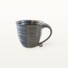 Große bauchige Tasse mit schmalem Fuß - blau und schwarz 11