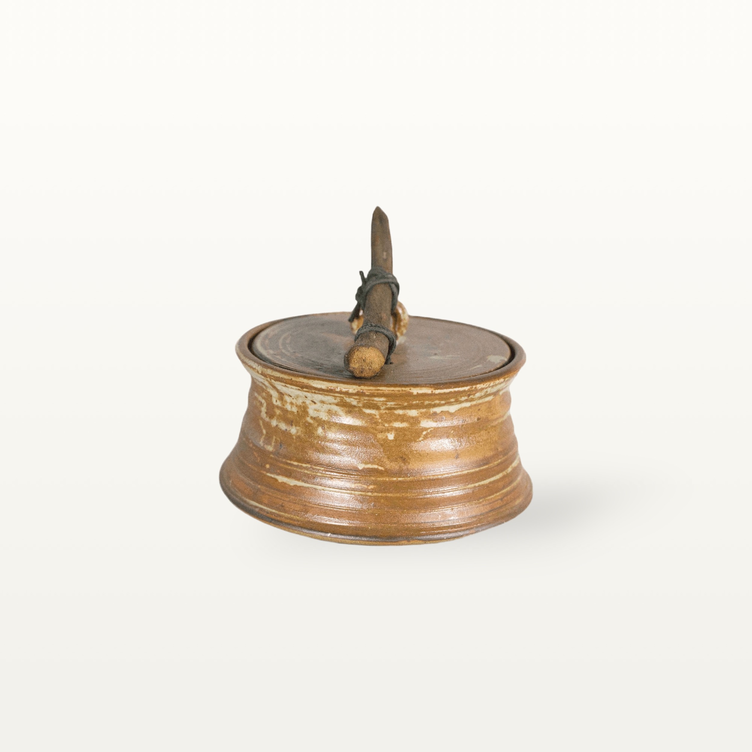 Natürliche Dose mit Holzgriff und Deckel - Dunkelbraun 1 Natürliche Dose mit Holzgriff und Deckel - Dunkelbraun
