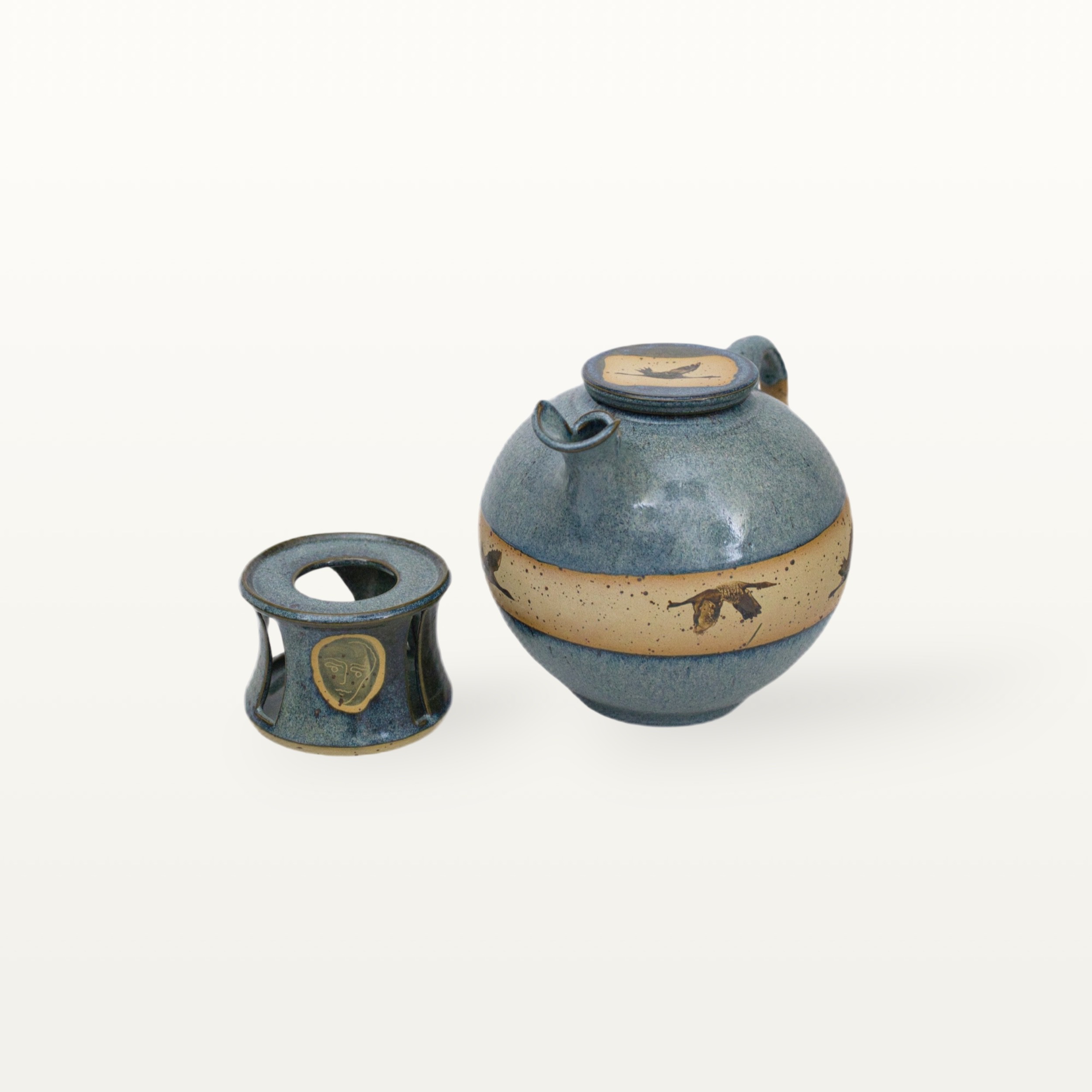 Bauchige Teekanne mit Kranichmotiv und Stövchen 4 Bauchige Teekanne mit Kranichmotiv und Stövchen – Bild 4