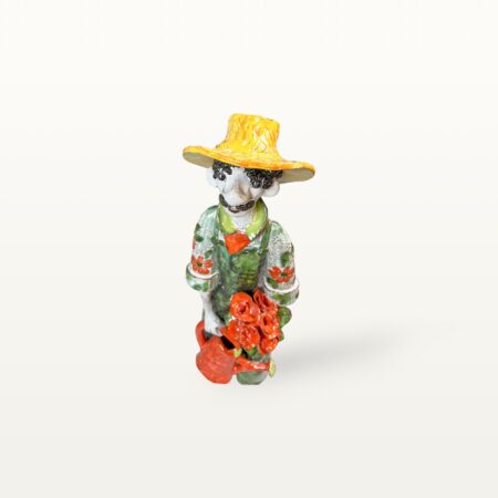 Handgemachte Keramik Figur als Gärtner mit Blumenstrauß – Bild 3