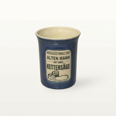 Große Tasse - Graphico Klartext - Kettensäge - Blau