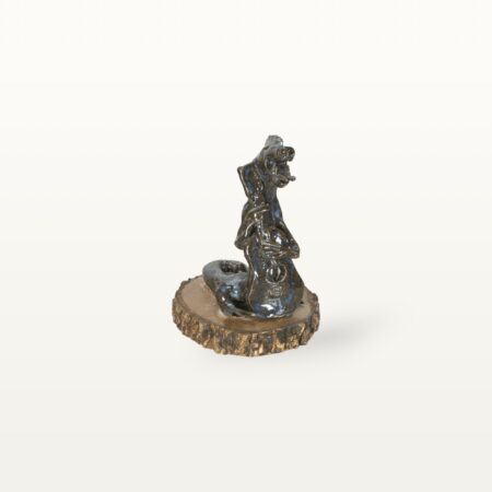 Musikalische Drachenfigur mit Contrabass