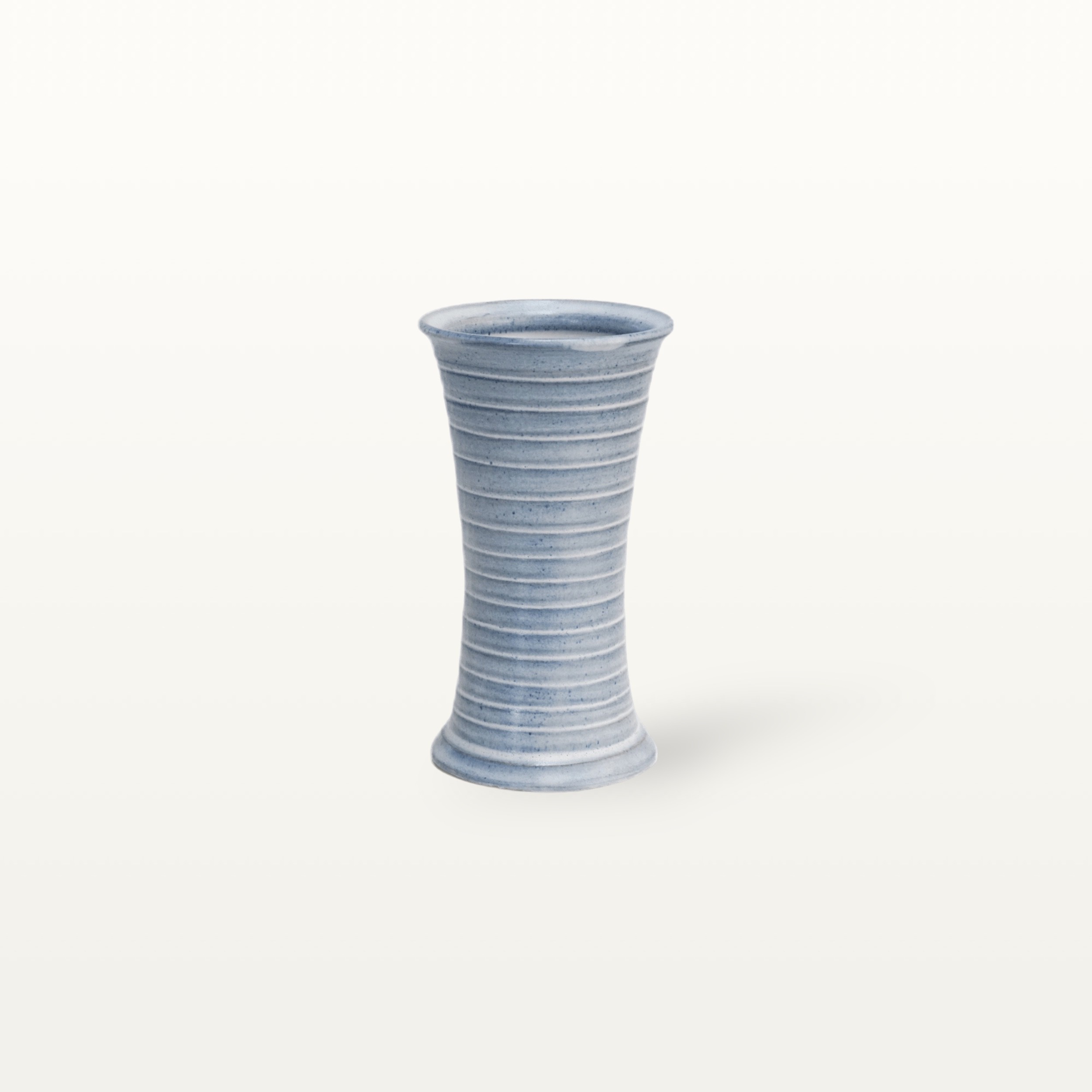 Mittlere Vase "Feinstrich Blau" - tailliert geringelt 1 Mittlere Vase "Feinstrich Blau" - tailliert geringelt